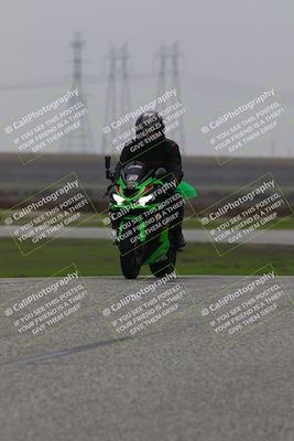 media/Nov-29-2025-TrackDaz (Sat) [[10ae2d9bce]]/C Group/Session 4 (Wheelie Bump)/